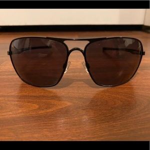 Oakley men sunglasses